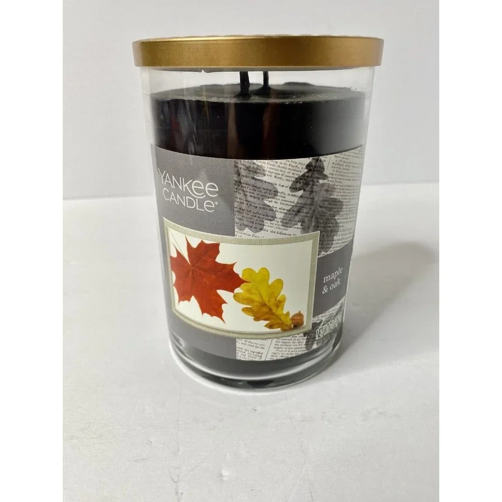 Yankee Candle Maple & Oak Large 2 Wick 22 Oz Tumbler Black Fall Halloween